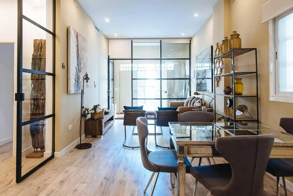 Selecta Patricio Saenz Apartment Seville